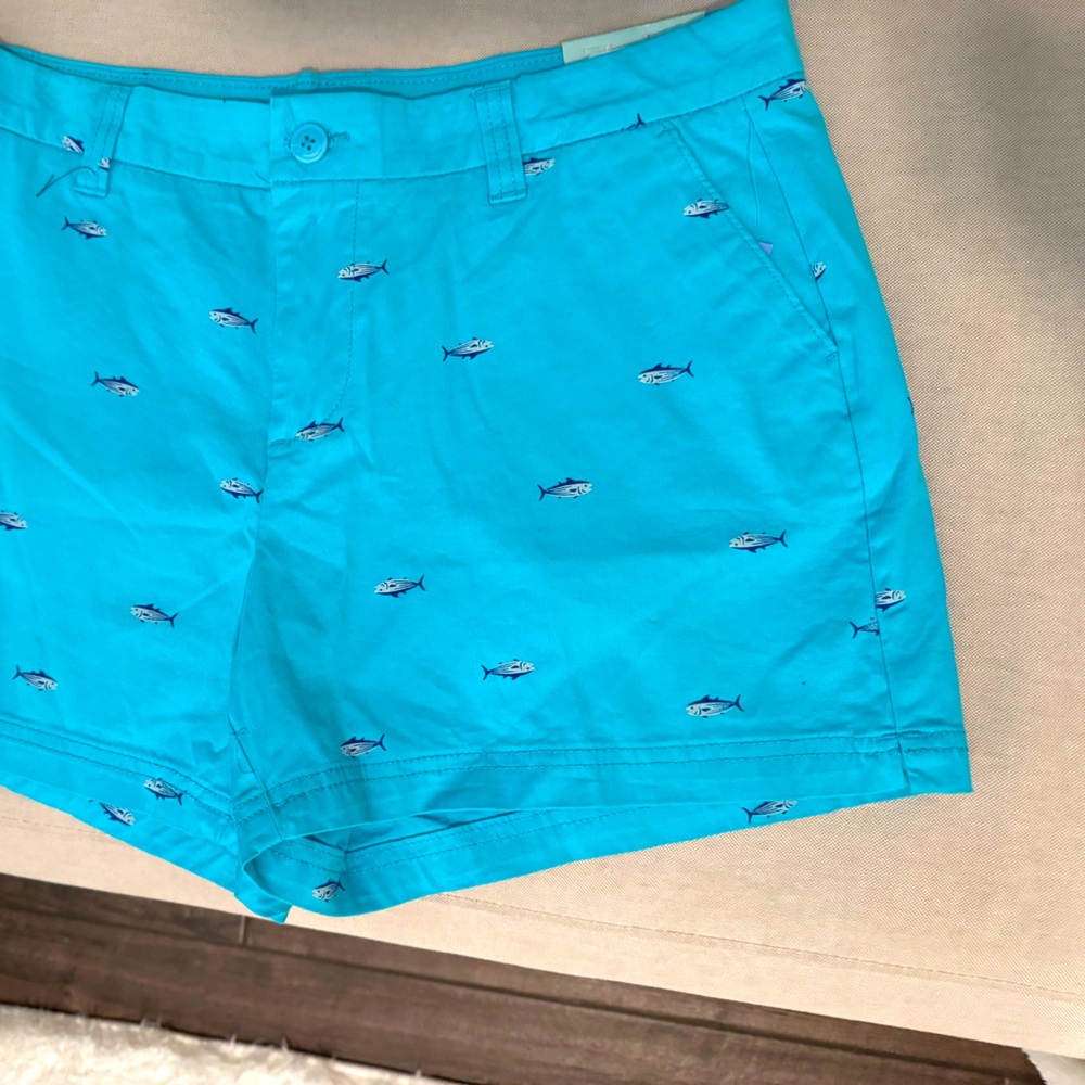 MAGELLAN NEW WITH TAGS SZ 10. Blue Fish Print Shorts